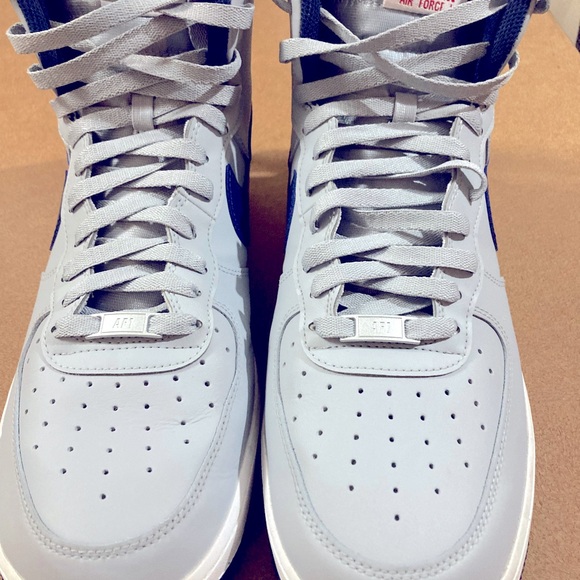 Nike AIR FORCE 1 - Picture 3 of 4